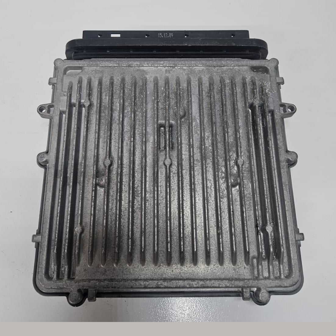 BMW 5 7 Series F07 F10 F01 F02 Engine Control Unit N57 D30A Diesel 8509757 OEM