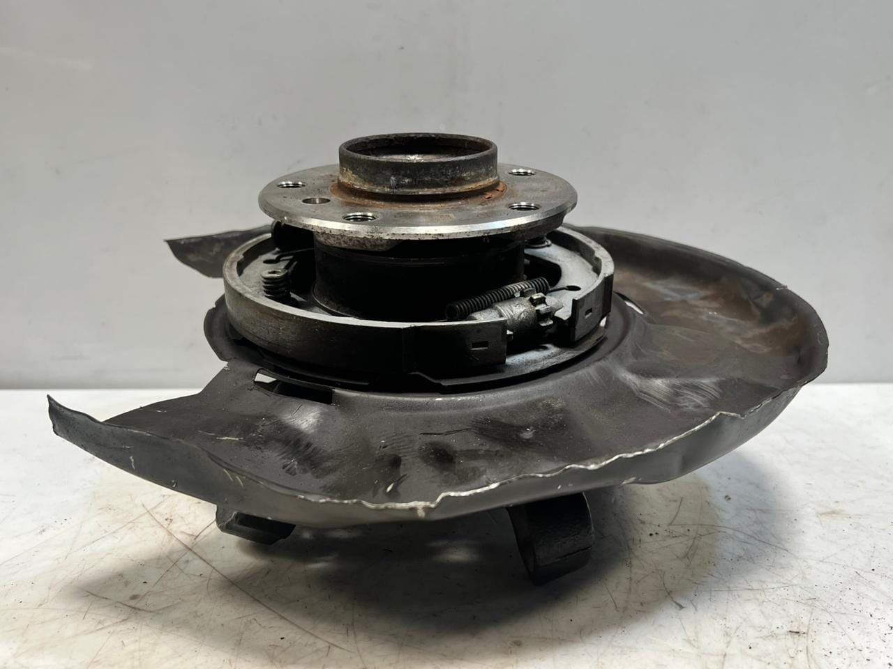 BMW 3 Series F30, F31, F35 Rear Wheel Hub Rear 6867262 OEM