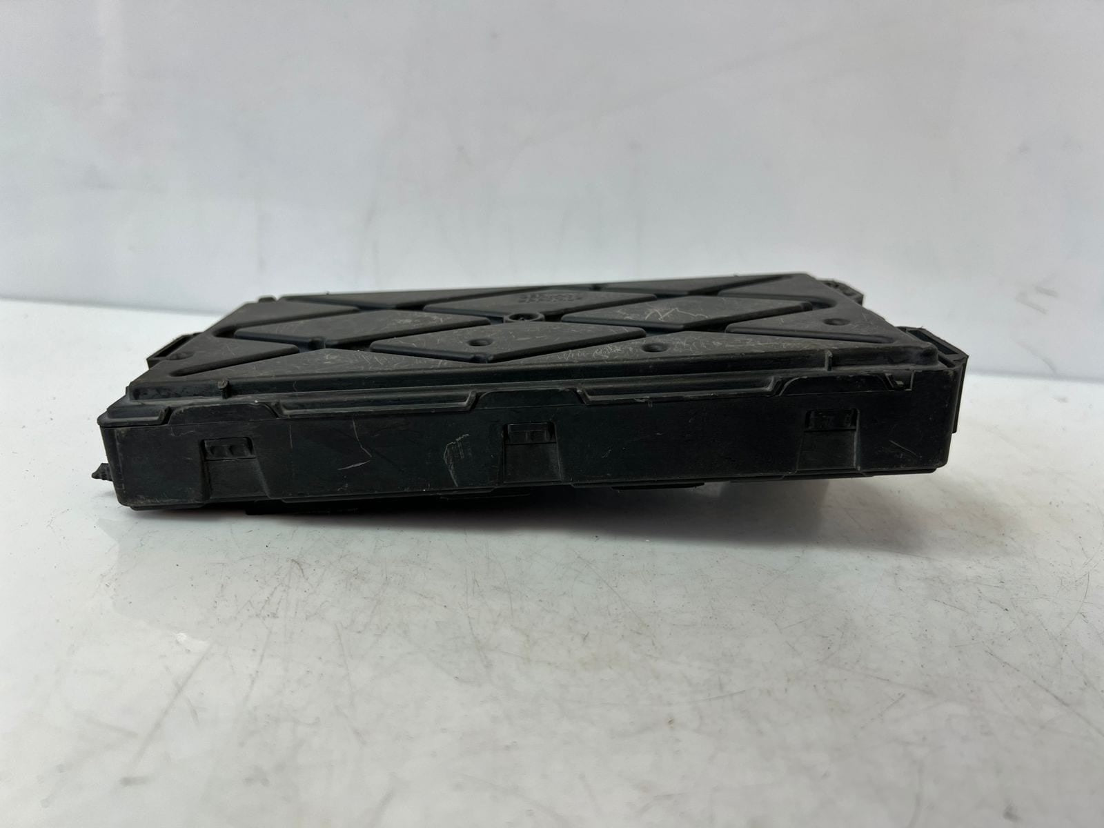 2012-2016 BMW F30 F31 F32 F33 328i Rear Electronic Body Control Module 9293307