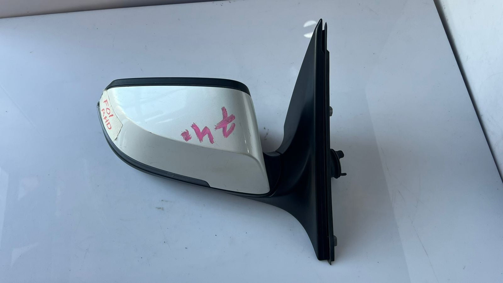2009-2012 BMW 740i Door Mirror WHITE RHD RIGHT SIDE 021016 OEM