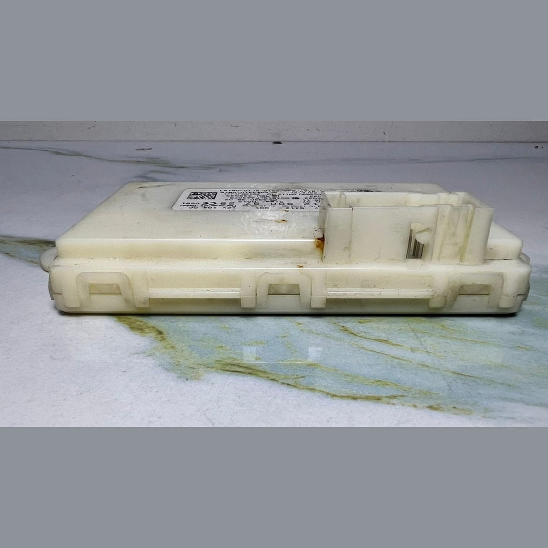Mercedes Keyless Entry Control Module A2129009729 CLA, CLS, E-Class, GLE and SLK