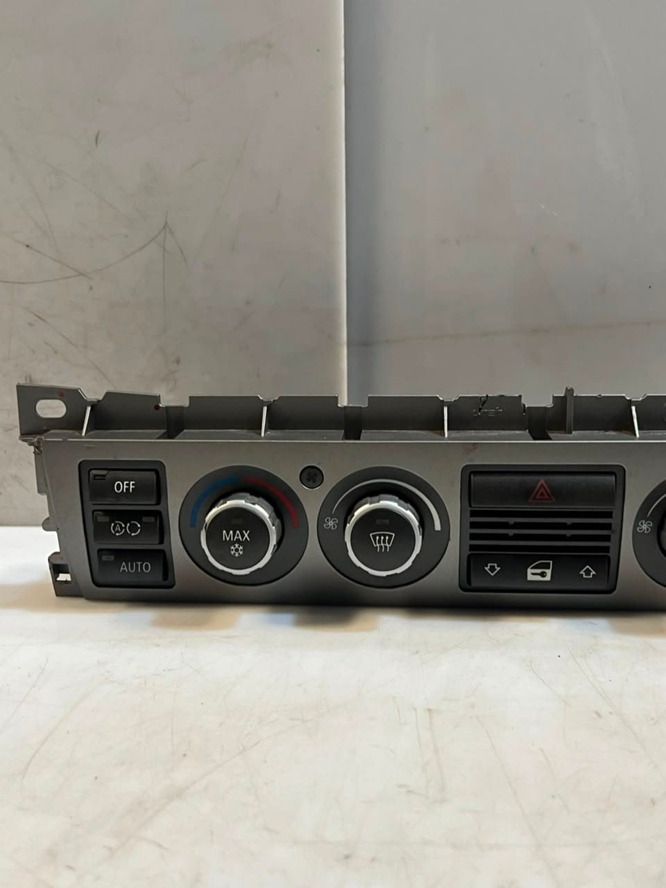 2006-2008 BMW 7 Series E65 E66 740I 750i A/C Climate Control Unit 6981405 OEM