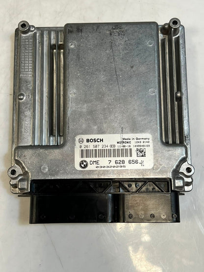 BMW X1 E84, E87, E90, and E91  Engine Control Module ECU ONLY 7628656 OEM