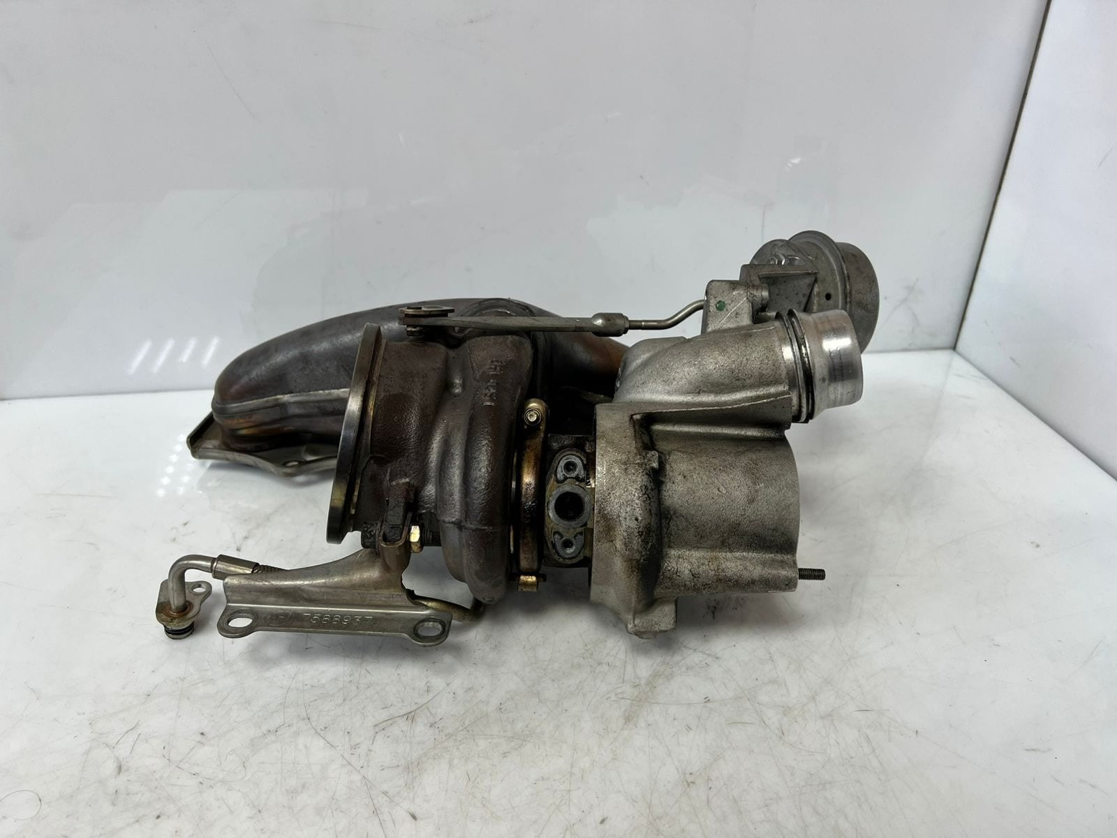 2012-2018 BMW 320i, 328i, 428i, X1, X3, X4 Turbo Mount Bracket 7588937 OEM