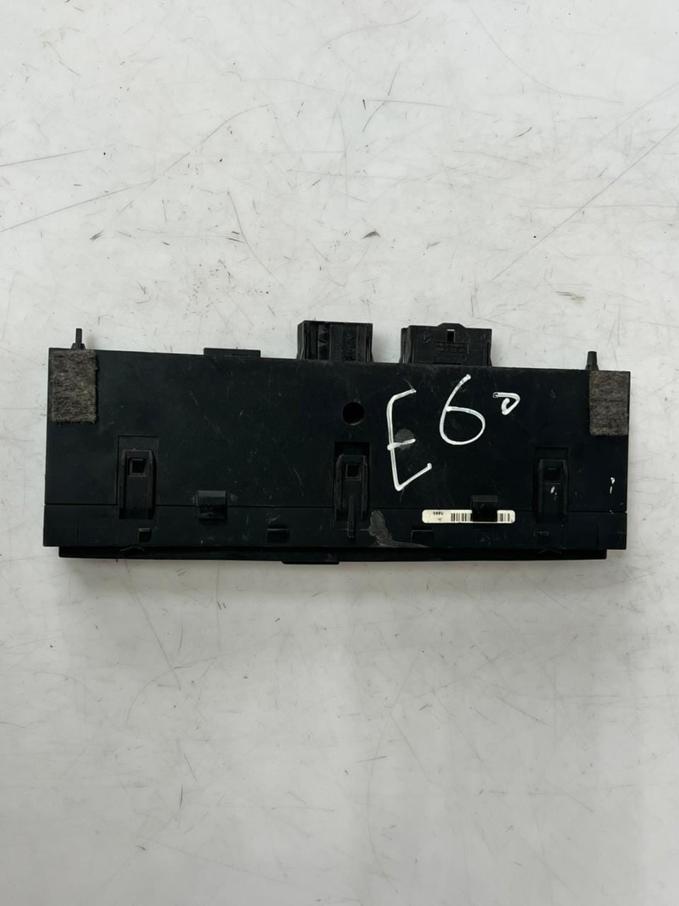 2004-2006 BMW 5' E60 E61 525i 530i 545i Center Console Switch 6969411 OEM