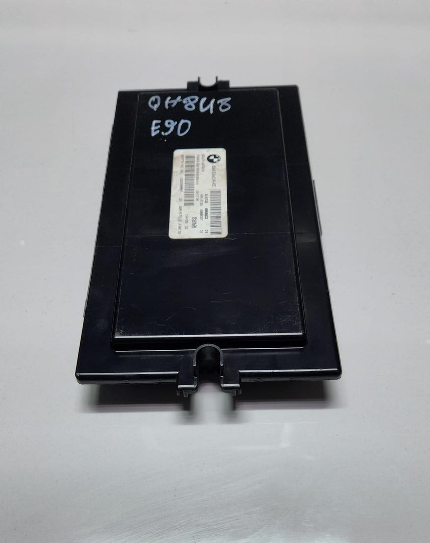 2007-2011 BMW 328i Footwell Module Light Control Module 6988003 E87 E90 and E91