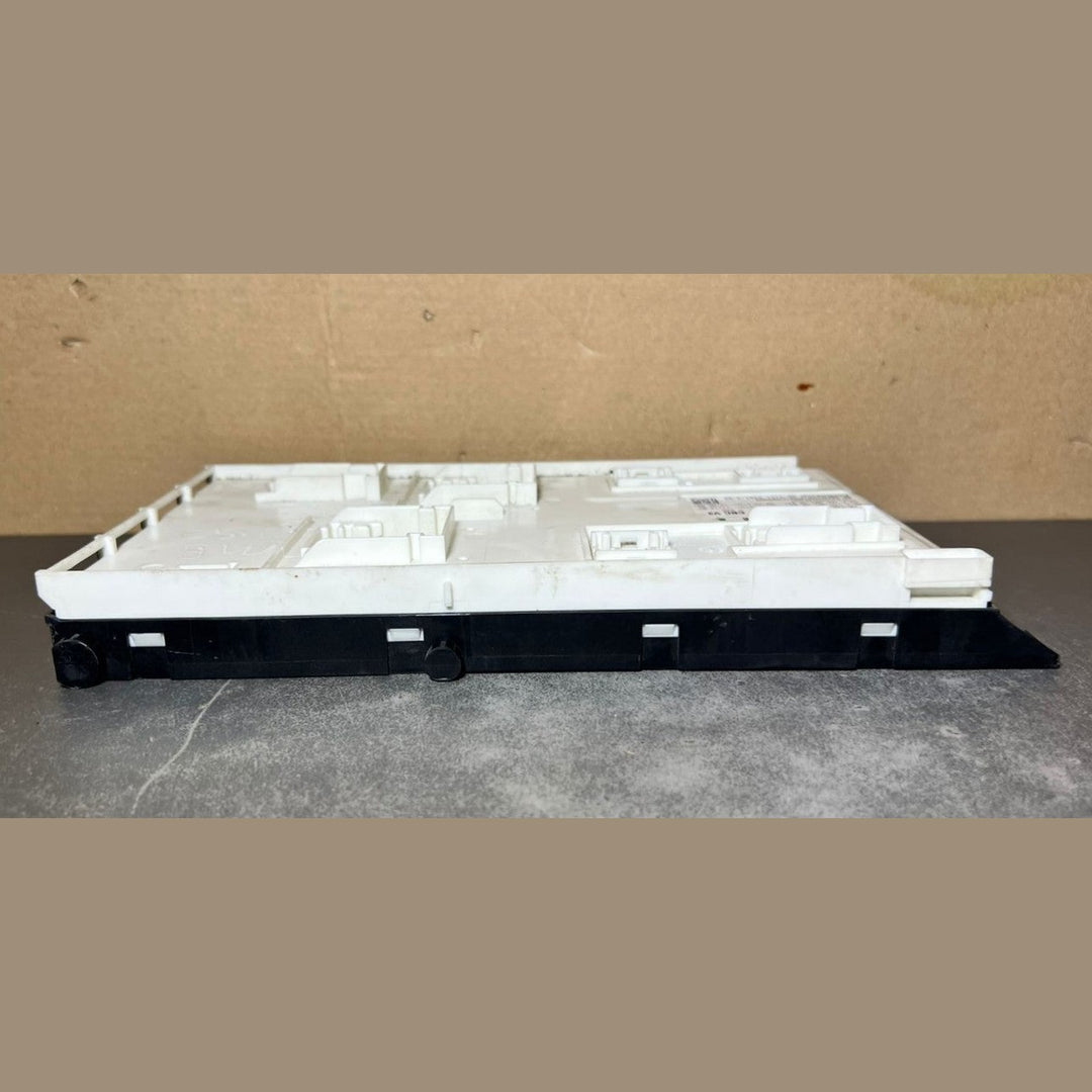 Mercedes-Benz W176 A-Class Front SAM Control Module Unit A176 9001101 OEM