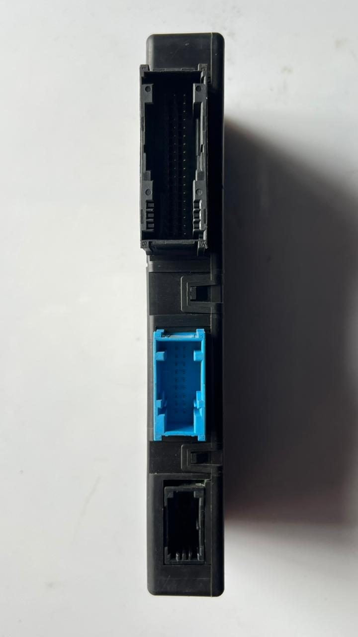 2010-16 BMW 528i Central Gateway Module 9266408 5 Series F10 F11