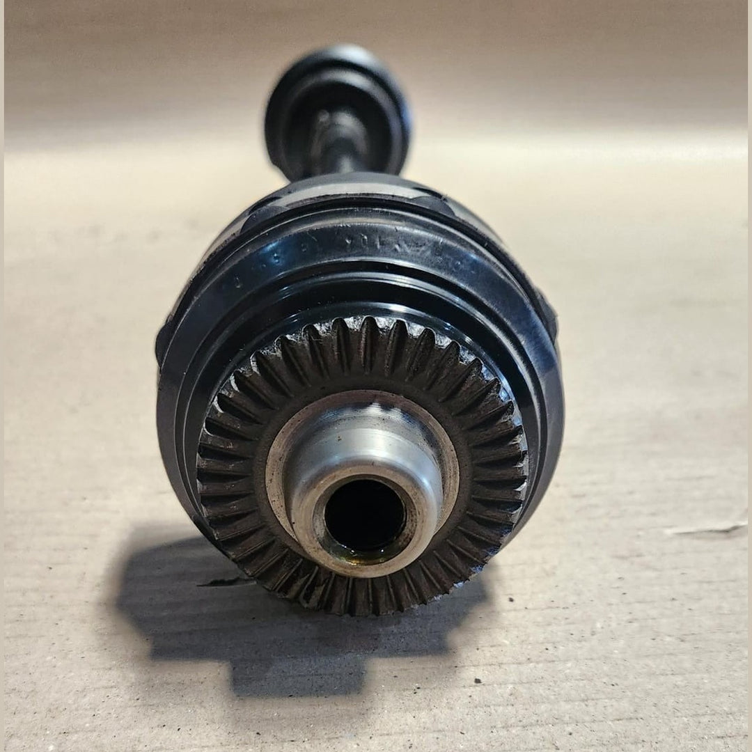 2017 BMW 740Le xDrive 7 Series G11 Drive Shaft Output Shaft Rear Right 8639468
