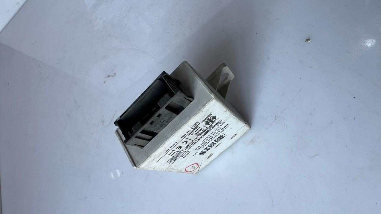 BMW Immobilizer Control Unit Module 6905667 E46, E39, E53, and E65