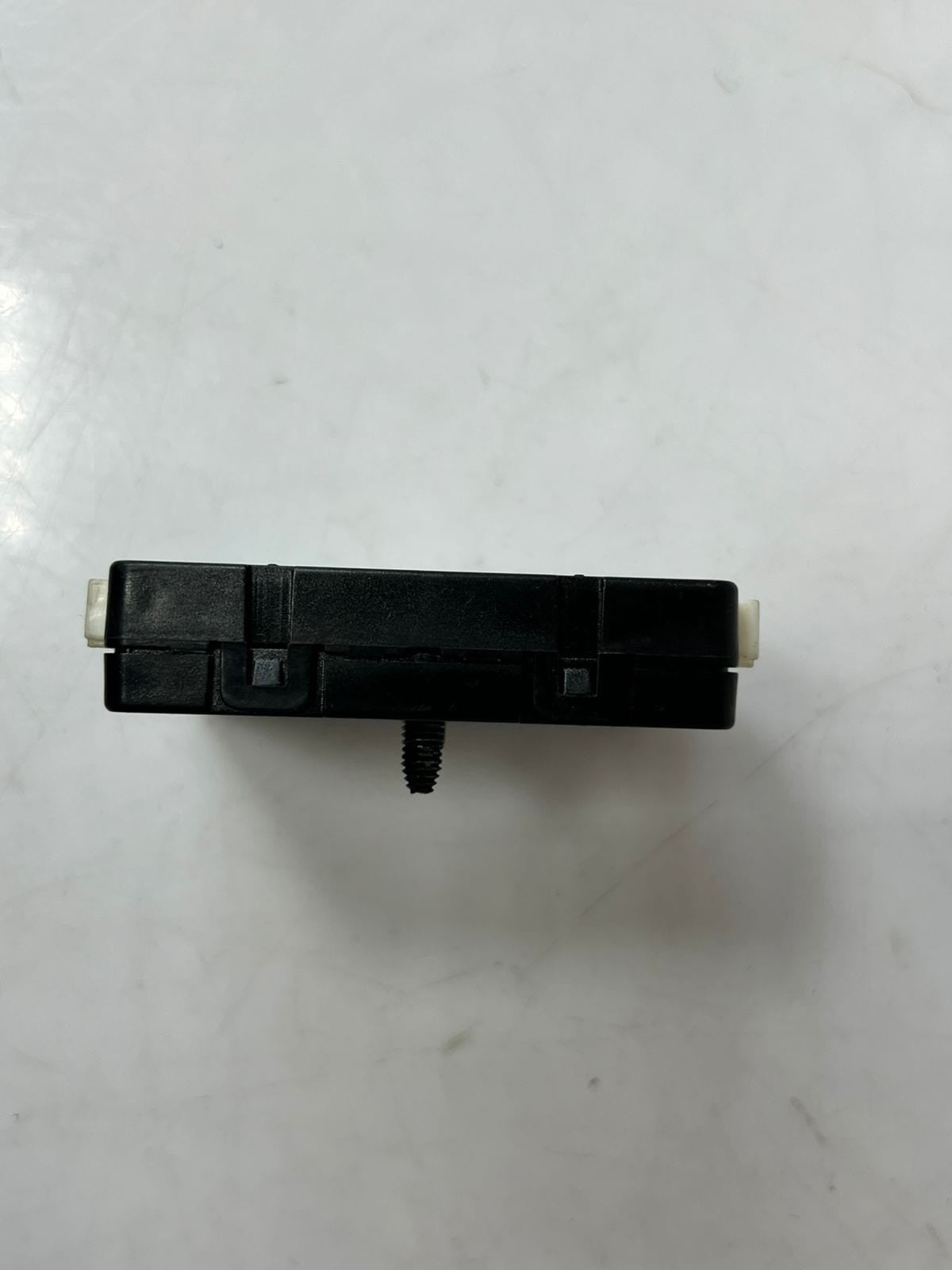 2011-2017 BMW X3 F25 and F26 Antenna Noise Filter Amplifier 9202998 OEM