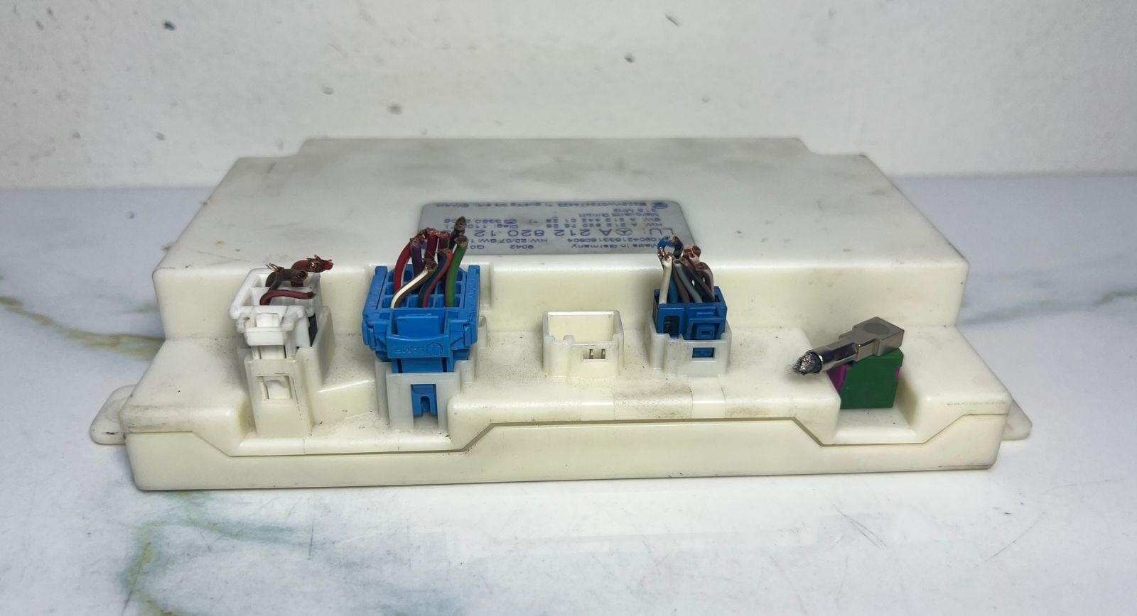Mercedes-Benz W212 E-Class E350 Keyless Go Entry Control Module A212 8201285 OEM