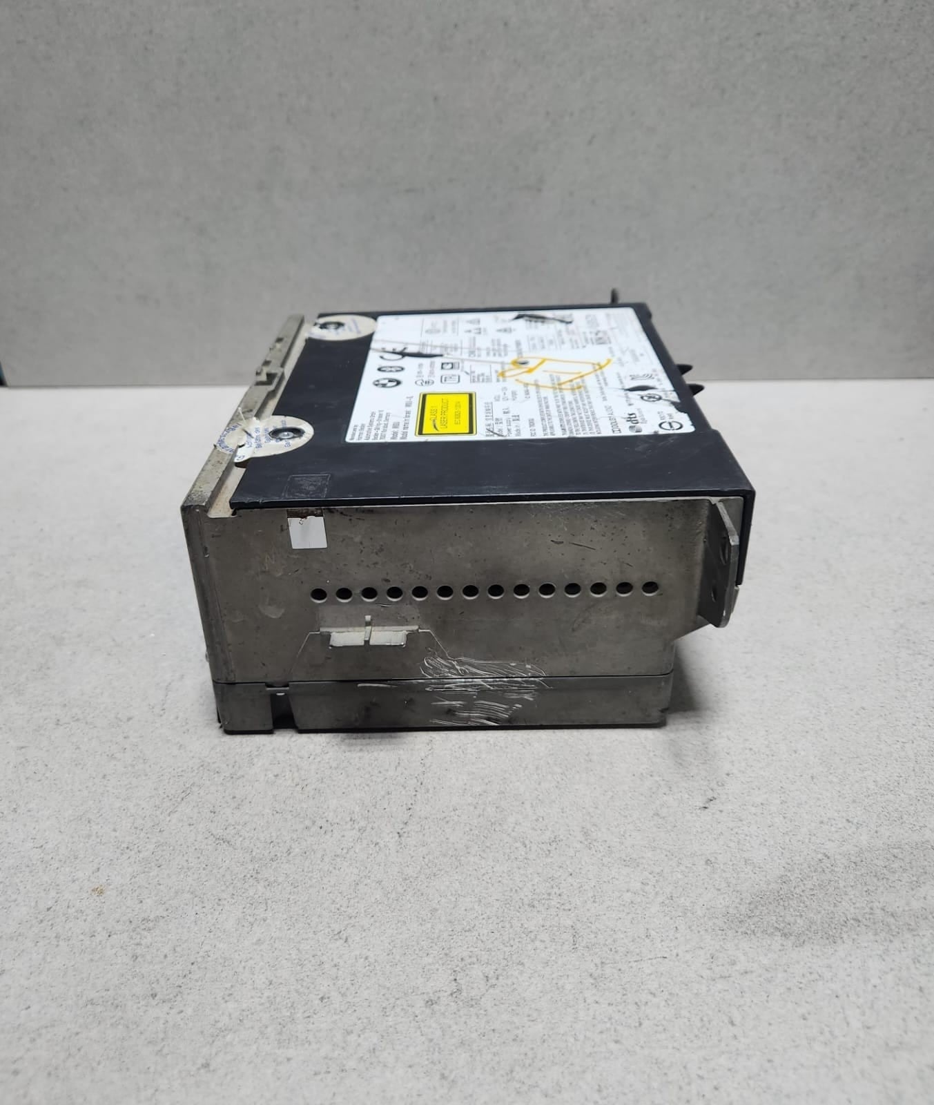 2020-2022 BMW 740i Head Unit 5A12E94 G11 G12 740i 750i harman MGU IL