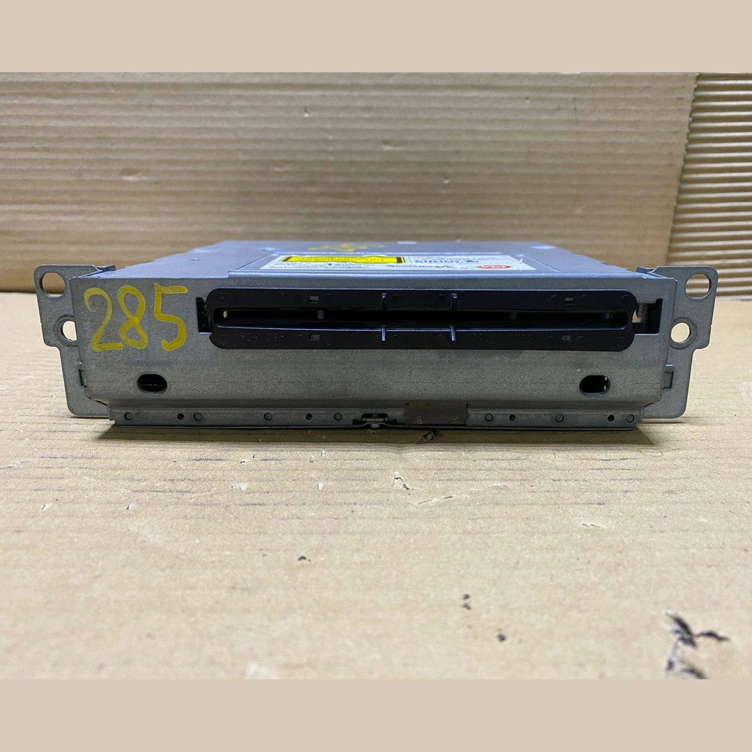 BMW 9226285 HARMAN BECKER Head Unit Radio Audio F07 F10 F11 F18 and 7 Series F01