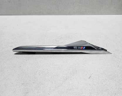 2016-2023 BMW M5 Fender Trim left front  Molding 8063205 M5 F90 
