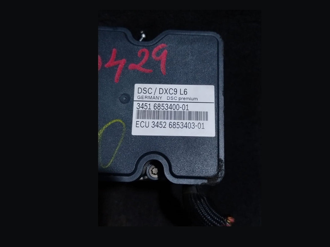 BMW F07 DSC ANTI BREAKING SYSTEM PUMP BREAK HYDRO CONTROL UNIT MODULE 6853400