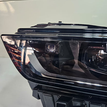 2022-2026 BMW X7 Series G07 models Left side LED HEADLIGHT RHT US Spec 5A5F0E1