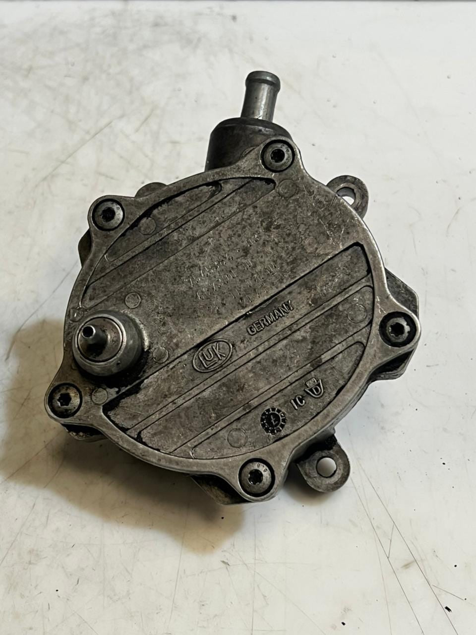2006-2008 BMW 750Li 6 Series E63 E64 E60 E53 E65 Brake Vacuum Pump 7545384 OEM