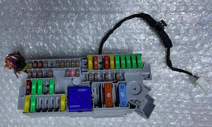 BMW M340i 330i 330e G20 G26 Front Power Distribution Fuse Relay Box 6807487