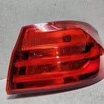 Bild in die Galerieansicht laden, 2015-2017 BMW M4 Rear Right Tail Light 7296100 M4 F82 and 4 Series F32 F33