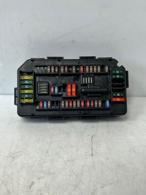 2014-2018 BMW F30 320i 328i 335i 330i Front Power Distribution Fuse Box 9337879