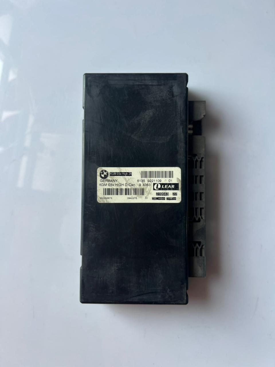 2008-2011 BMW 528i Body Gateway Module 9221109 5-Series E60 E61 and 6-Series E63
