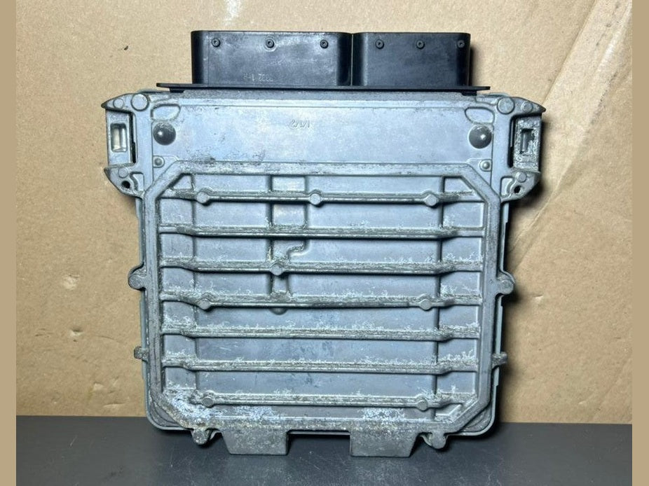 10-14 Mercedes W204 C-CLASS Engine Control Module Unit ECM ECU A274 9000700 OEM