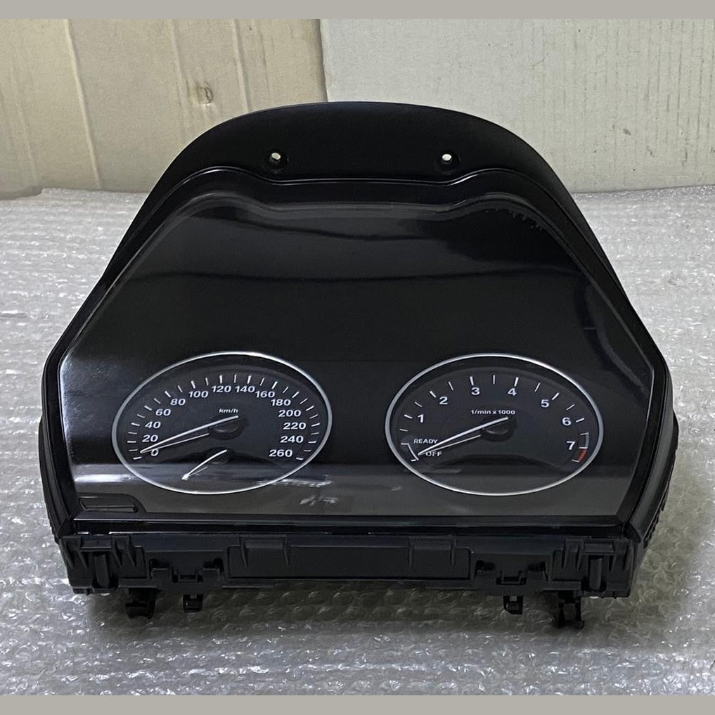 OEM BMW F45 F46 F48 X1 6WA Petrol Instrument Cluster Speedometer HUD 6804954