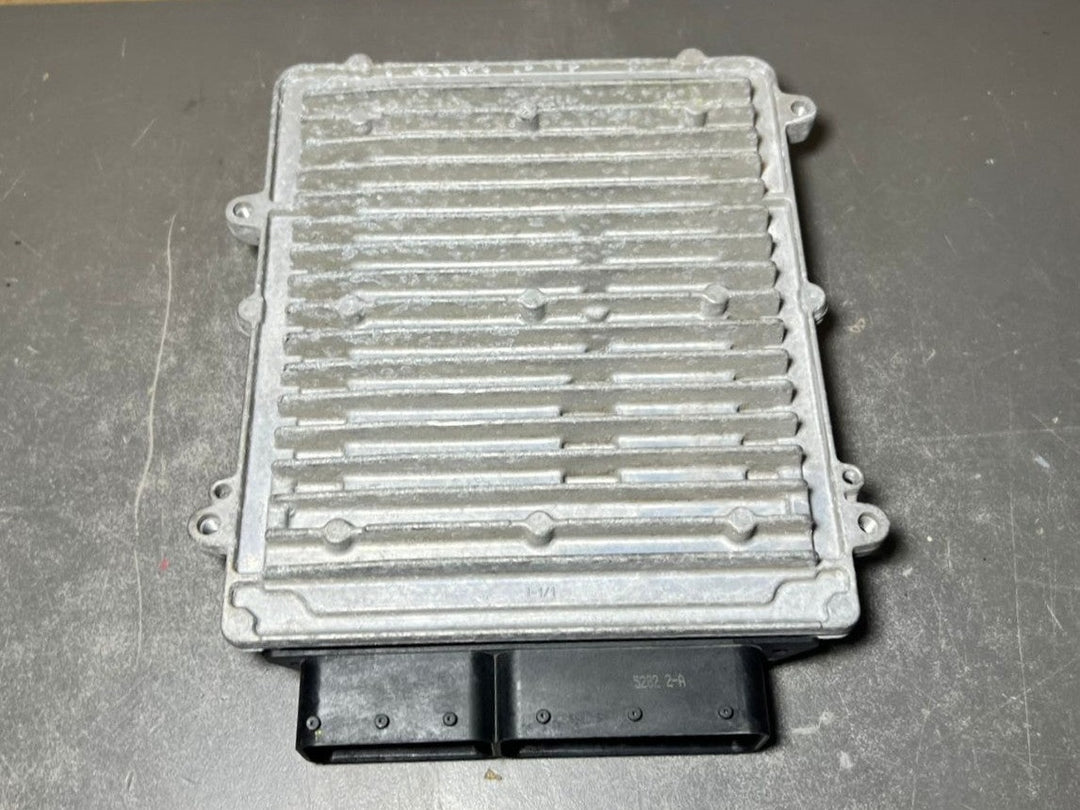 10-14 Mercedes W212 E-Class Engine Control Module Unit ECM ECU A276 9004800 OEM