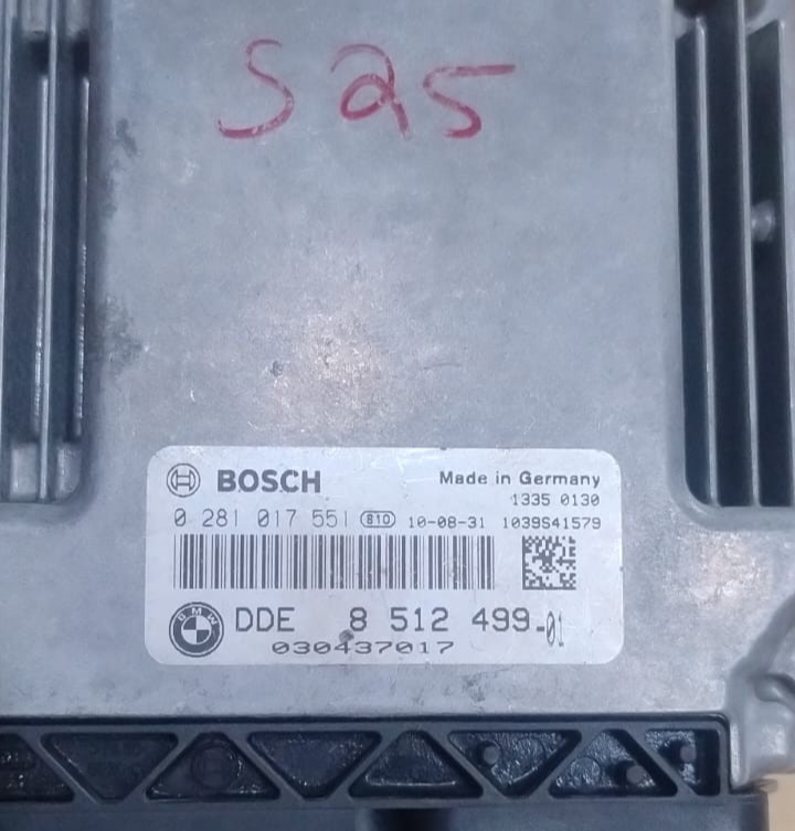 BMW 1 SERIES E87 DIESEL ENGINE CONTROL ECU DME BOSCH 0281017551 -8512499