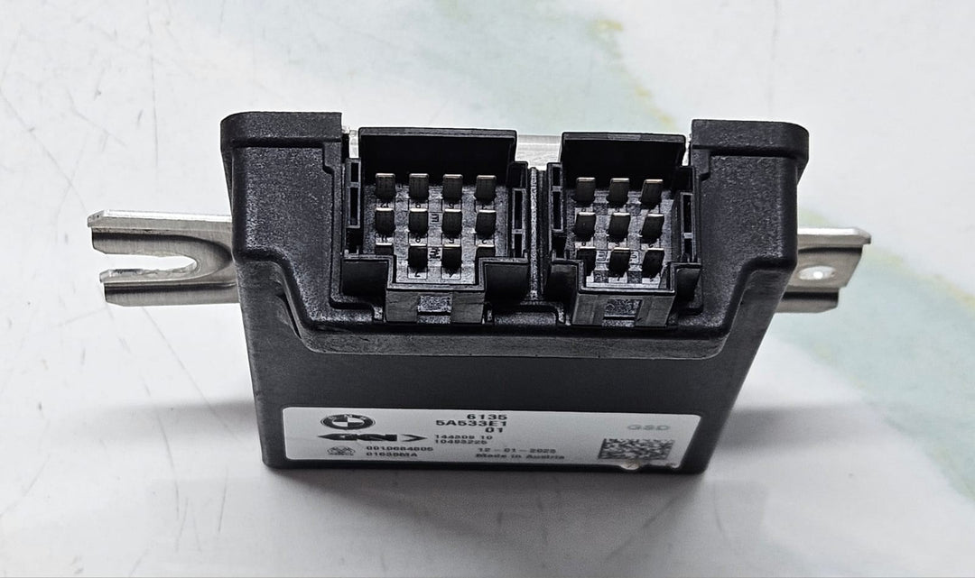 BMW M3, and M240i G42 G80 G20 Rear Differential Control Module 5A533E1 OEM