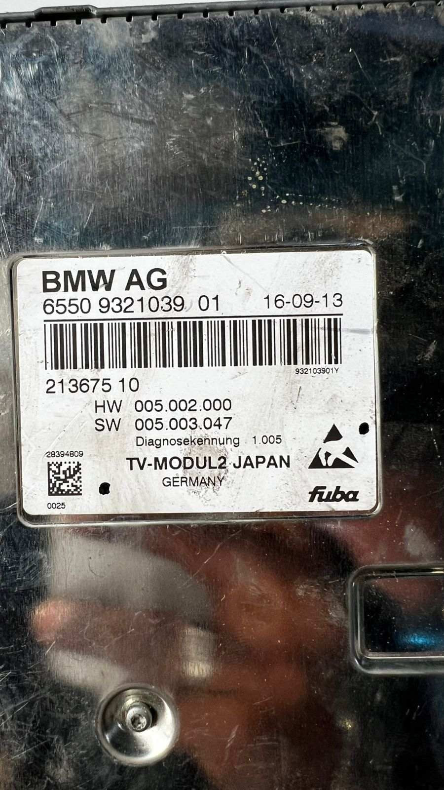 BMW X5 F15, X3 F25, and F01 Video Control Module 9321039 
