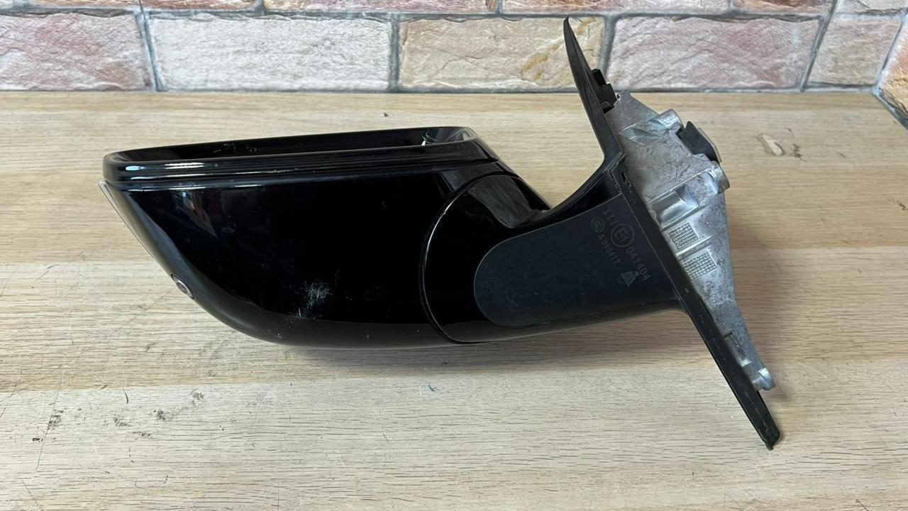 2016 BMW 5 Series G30, G31, and F90 M5 Left Mirror F01841010668B OEM