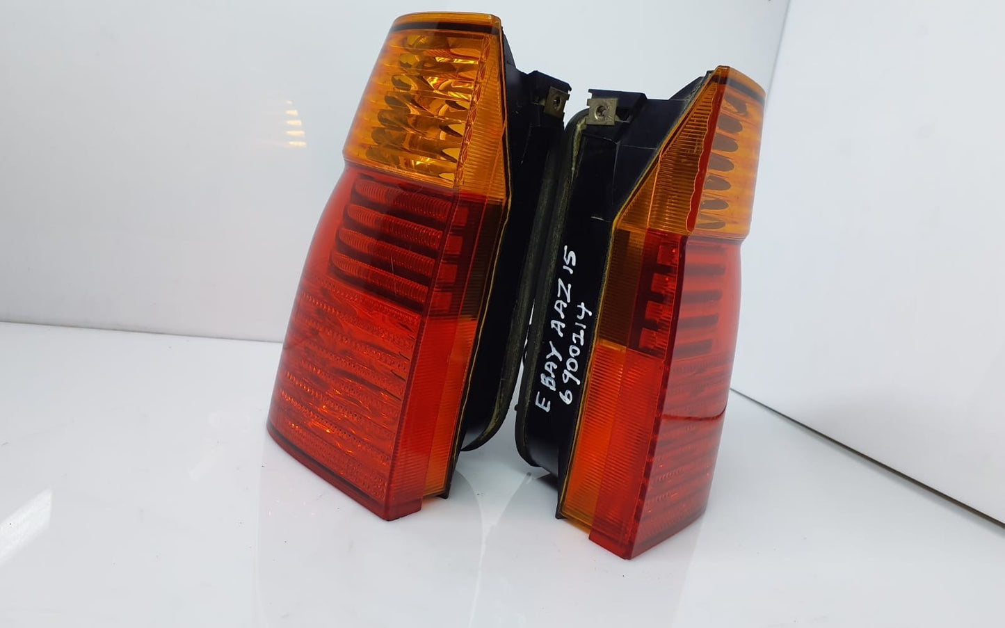 BMW E39 5 Series Touring Outer Rear Left Right Tail Light Orange 6900214 6900213