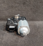Load image into Gallery viewer, BMW E90/E92 F10 SUNROOF SLIDING/TILTING MOTOR OEM P/N 7193398
