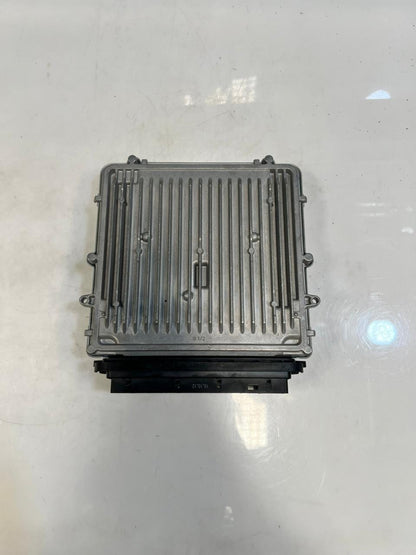 2012 BMW F13 N57D30B Engine Control Unit ECU ONLY DDE 8572873 OEM