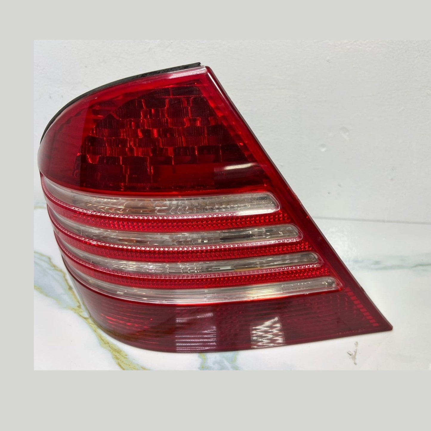 1999-2005 Mercedes W220 S-Class Rear Left Side LED Tail Light Brake Stop Lamp