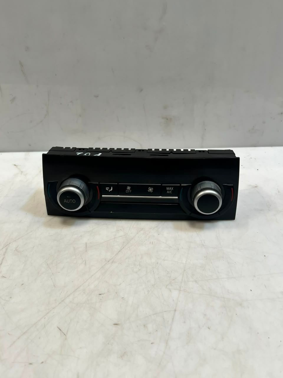BMW 7 5 Series F01 F02 F03 F10 F11 Rear Climate Control Unit 9291511 OEM