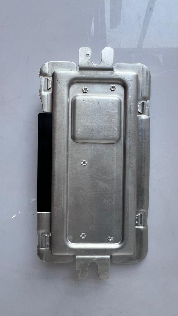 2014-2019 BMW X5 Suspension Control Module 6868411 F15 and X6 F16