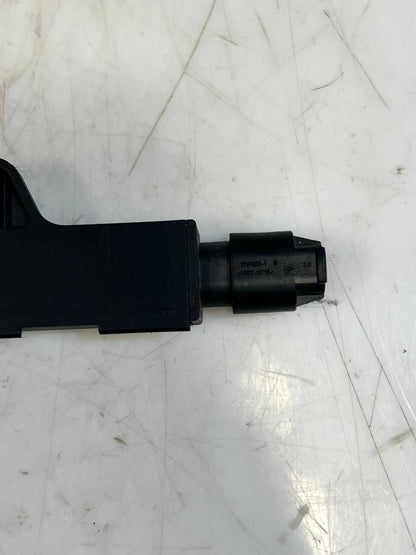BMW F20, F21, F22, F30, F31, F35, F52, F87 Keyless Entry Antenna Module 9220831
