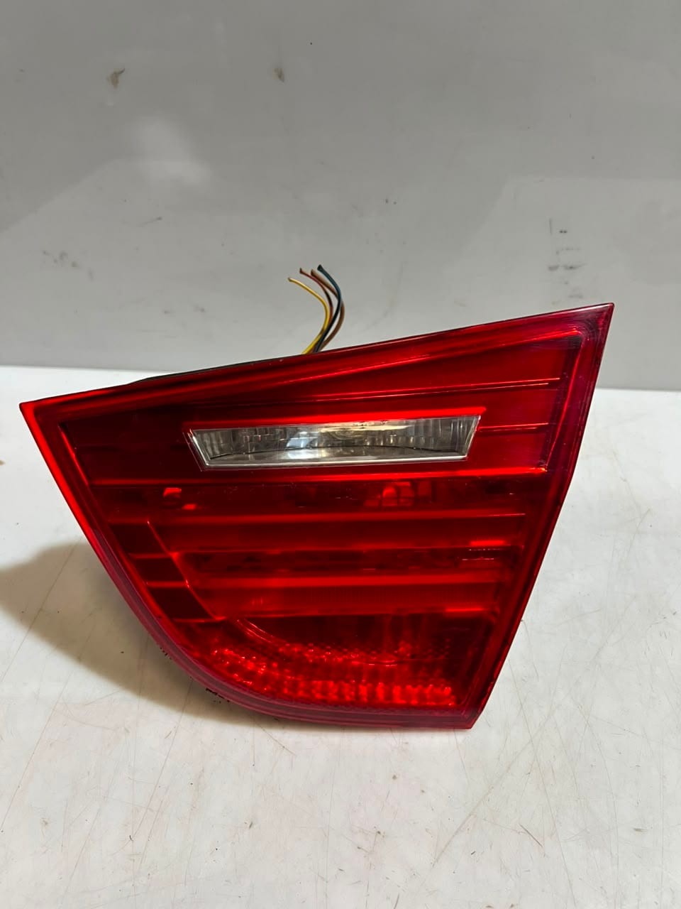 2008-2011 BMW 3 Series E90 and E91 328i REAR Tail Light SET LED 7154156 7154155