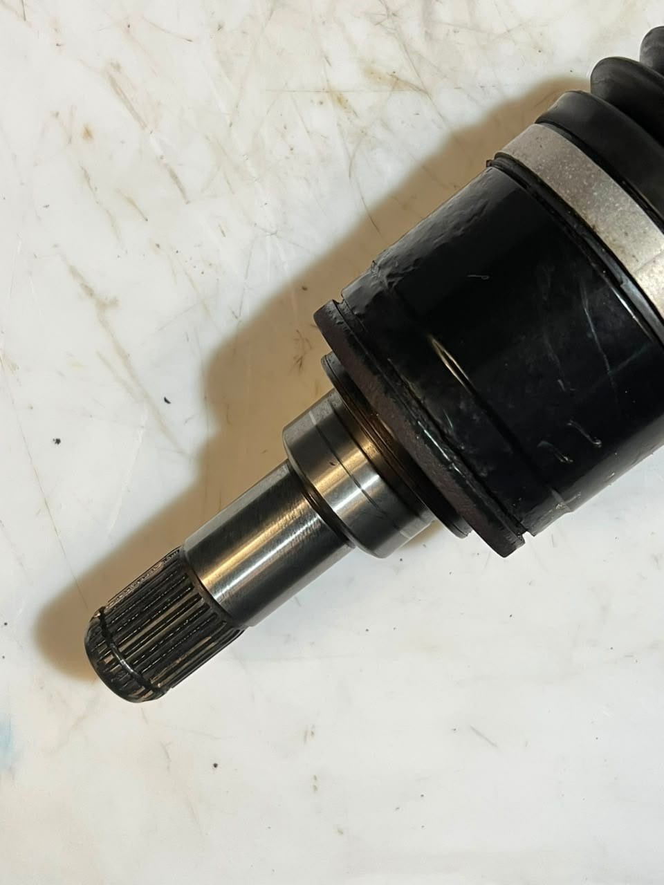 2011 BMW 3' 4' F30 F31 F34 F32 F33 F36 LCI LEFT Rear Axle Drive Shaft 7637445 