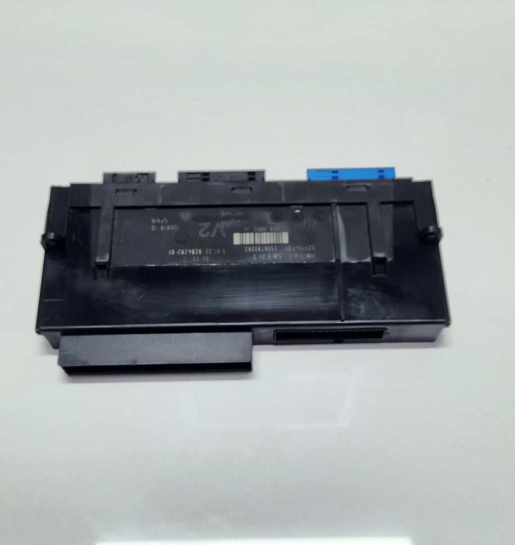 2011-2016 BMW 535i Body Control Module 9284282 F10 5 Series 535i OEM