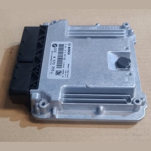 OEM BMW 320d N47N F30 2013 ENGINE CONTROL UNIT DDE ECU KIT  USED - 8573259