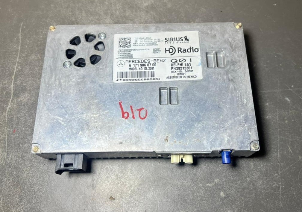 04-10 Mercede W219 CLS-Class Sirius Satellite Radio Receiver A171 9060700 OEM