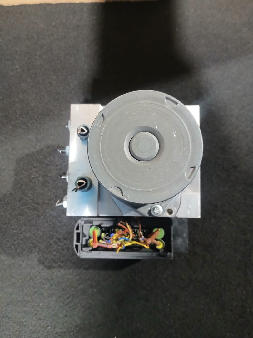 OEM BMW X1 E84 E90 Hydraulic Unit ABS DXC Pump Module 6860216