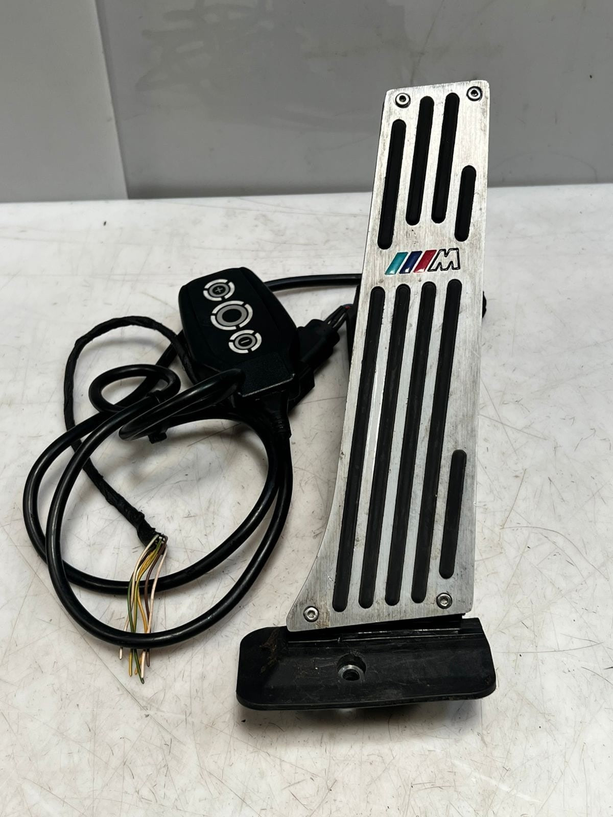 BMW X3 3 5 Series E90 F10 F25 E65 MSPORT Accelerator Pedal MODULE 6858574 OEM