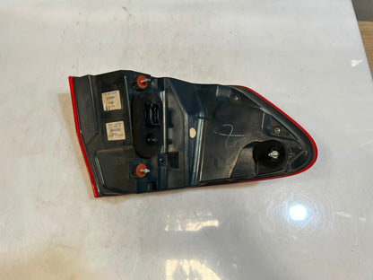 2010-2016 BMW F11 FENDER 528i LEFT RIGHT Tail Light BACK LIGHT 7203233 7203234