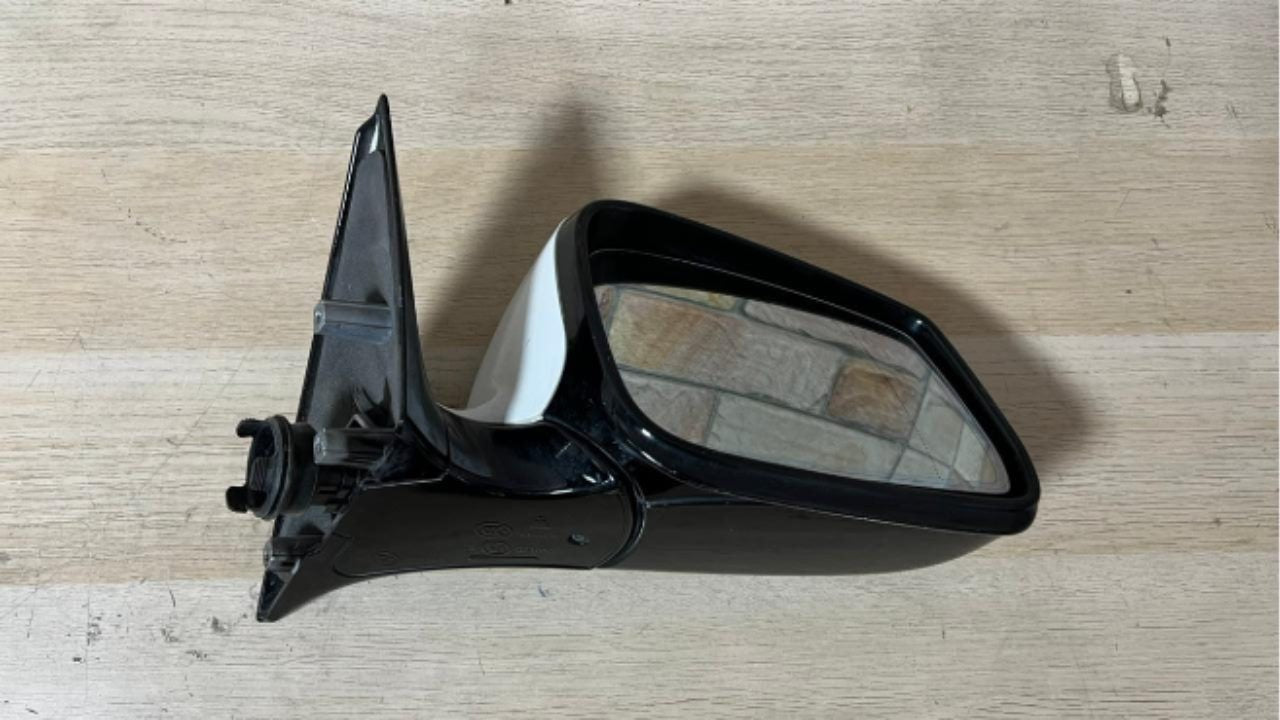 2015-2018 BMW F12 650I LEFT SIDE Door Mirror 046412 WHITE RHD OEM