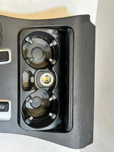 2011-2016 BMW 5er 550i F10 F11 Getränkehalter vorne Mittelkonsole 9256131